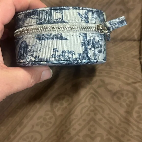 Dior around the world jewelry case - Picture 2 of 6